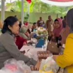 Antusias Warga Kota Jambi Saat  Adanya  Pasar  Murah