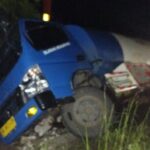Babinsa Kodim 0417 Kerinci Temukan Mobil Tanki Bermuatan Solar  Non Subsidi Tergelincir Di Jalan Lintas Kerinci — Bangko